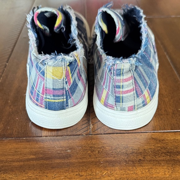 Rocket Dog Multicolor Plaid Slip-On Sneakers - Picture 6 of 7